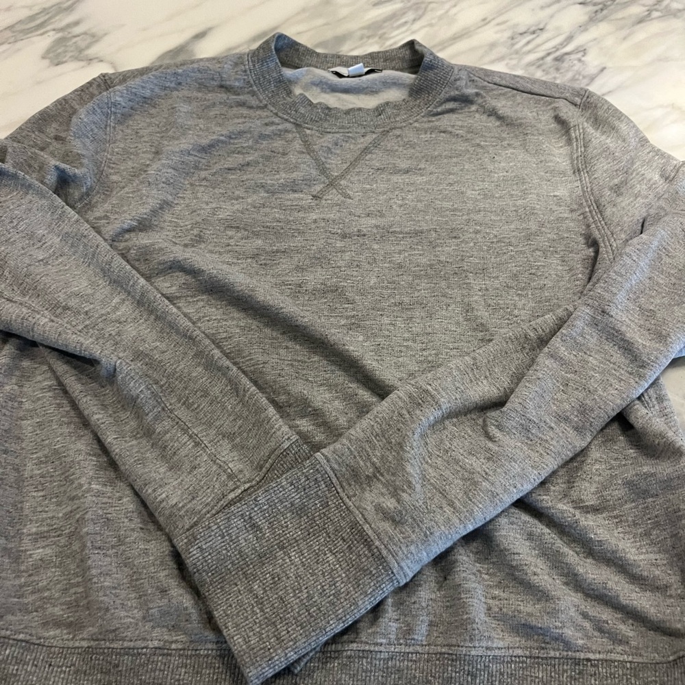 AG soft long sleeve grey top size xs